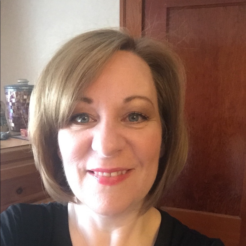 Meet your Posher, Gina